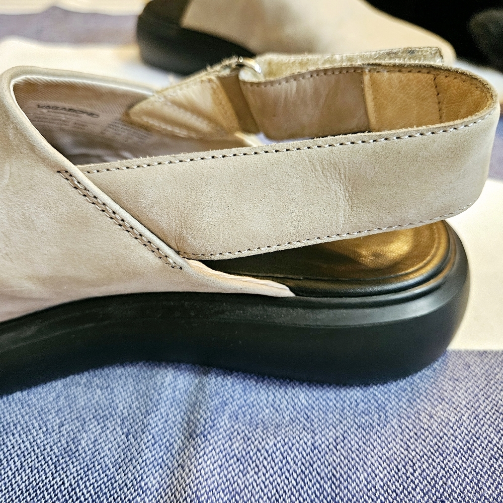 Vagabond Beige Suede Slingback Clogs - Picture 5 of 12